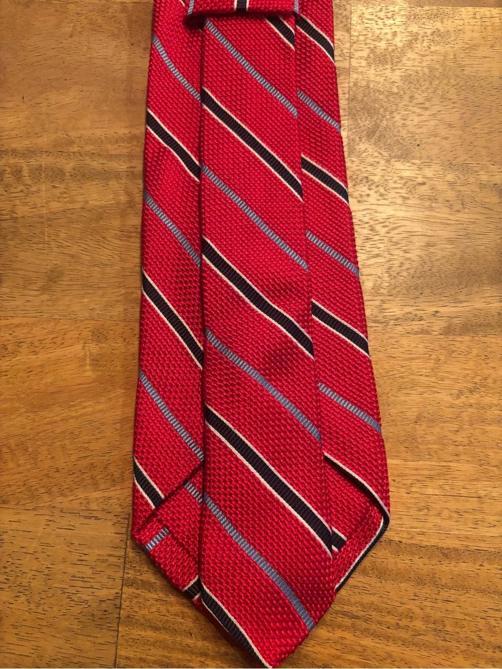 Brooks brothers Men's Red Striped Silk Tie - Classic Formal Accessory
